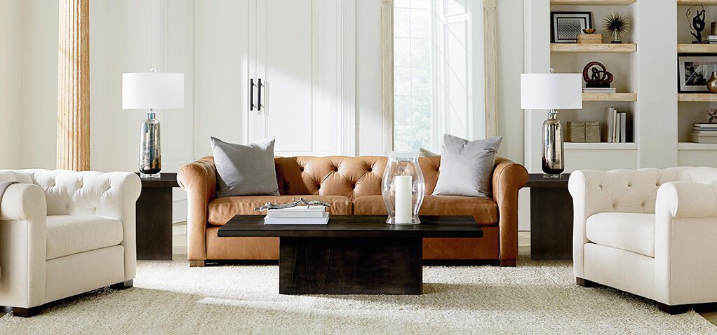 Comparison Between Leather Furnishings and Fabric Furniture